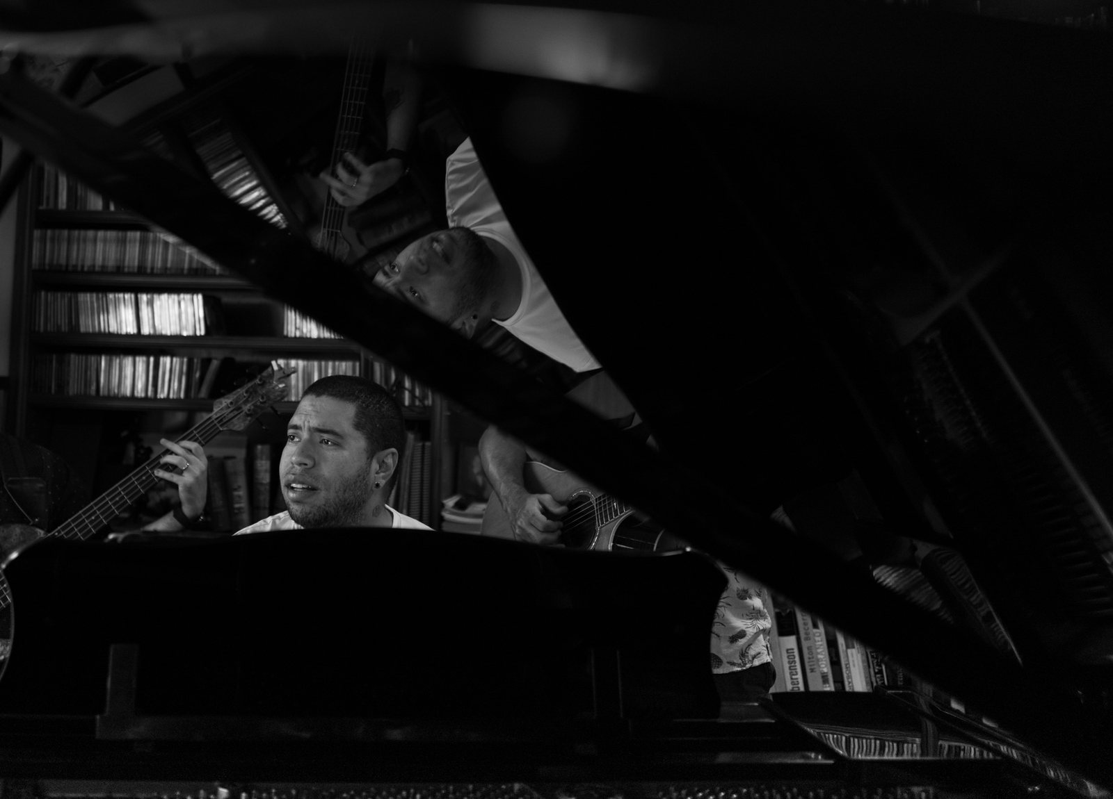 Jhosír Córdova arranging with ensemble
